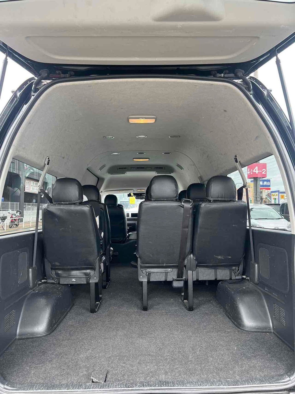 Haneda Airport (HND) to Tokyo City Center - Private Airport Transfer (One-Way)